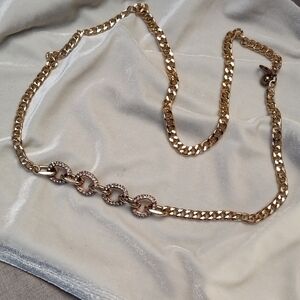 Source Unknown Gold Chain Necklace with Interlocking Circles